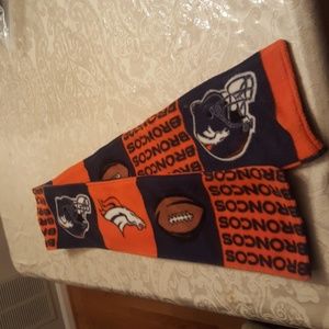 BRONCOS Football Team Scarf